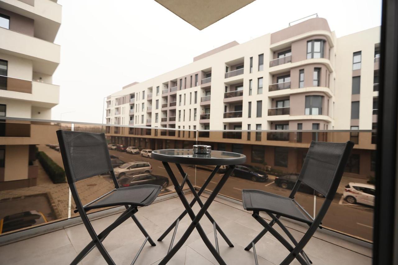 Julia'S Apartment Oradea Exterior foto